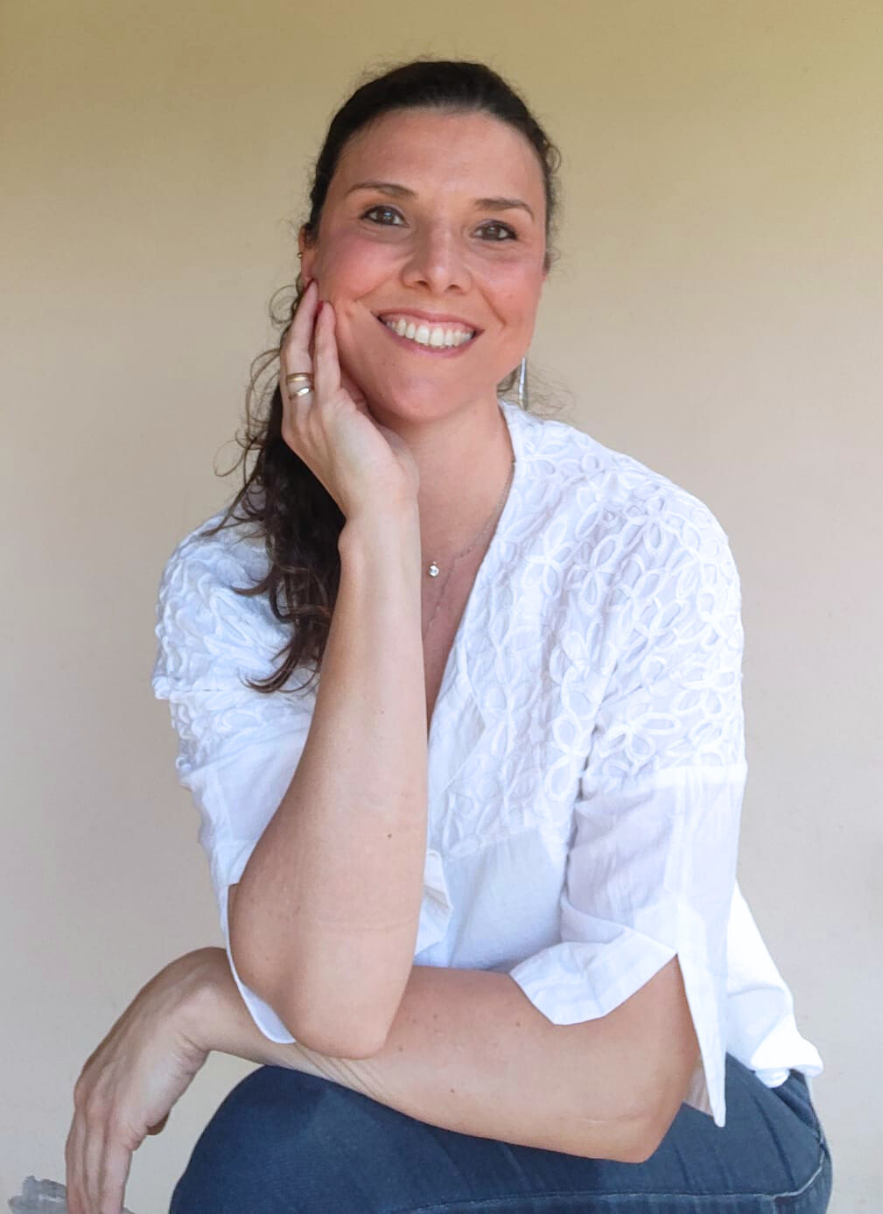 No dia 3 de outubro, a partir das 17h, as psicólogas Juliana Sato e Louisanne Sanchez recebem o público, para o lançamento oficial do livro "Luto Pet no.