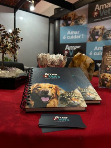 O Hospital Amarvet’s marca presença no Arnold Sports Festival South America 2026. Saiba mais sobre os cuidados com pets atletas e a campanha de doação de sangue animal.